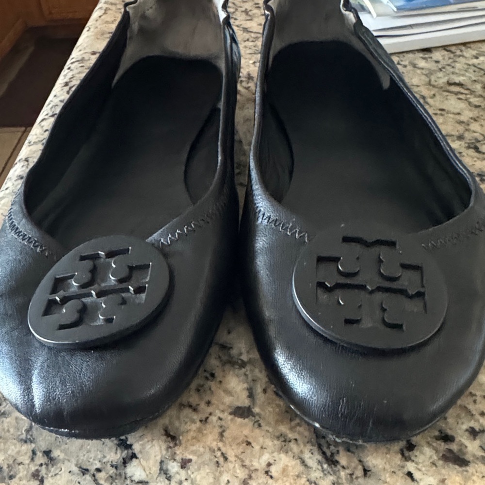 Tory Burch Black Leather Logo Ballet Flats